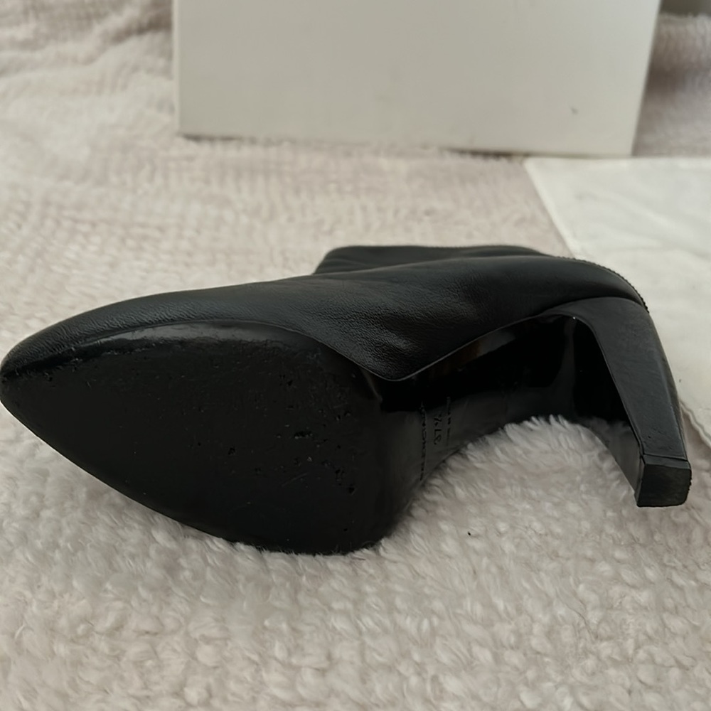 Balenciaga short black leather booties with silver zipper facing in. - Picture 4 of 6